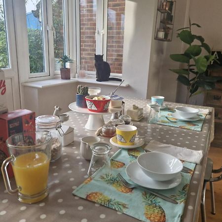 윈퍼드 Walton Crescent B&B 외부 사진