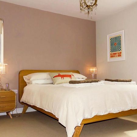 윈퍼드 Walton Crescent B&B 외부 사진