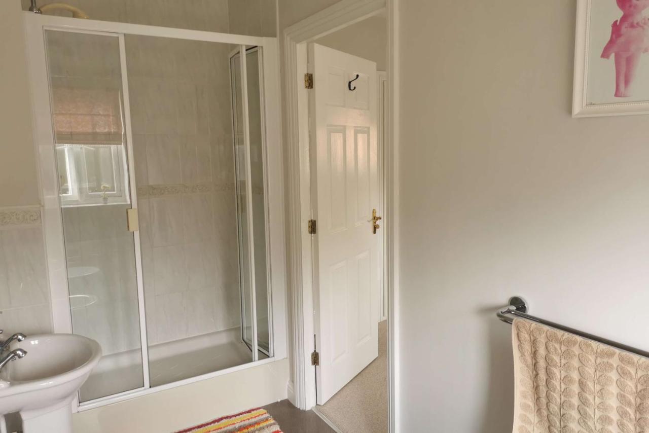 윈퍼드 Walton Crescent B&B 외부 사진